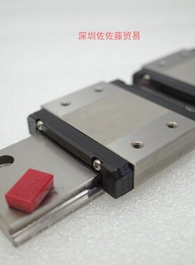 直线导轨滑块LE LAE PE PAE LAU PAU05 07 09 12 15AR TR AL TLBL