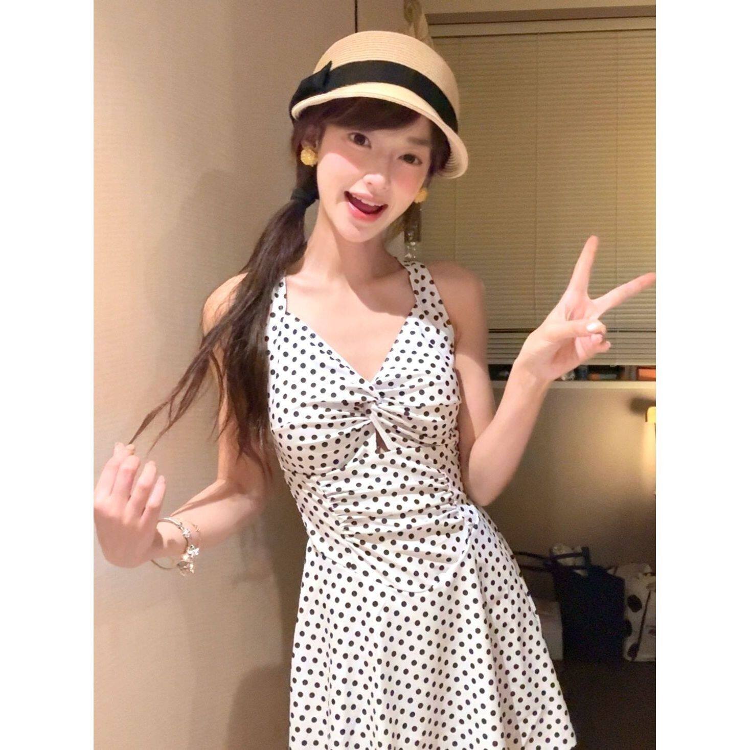 法式复古波点吊带短裙绑带收腰浪漫度假风连体泳衣女裙式遮肉学生