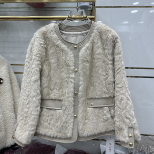 正品高级感洋气简约妈妈短款2025新款中年女装时尚皮毛一体外套