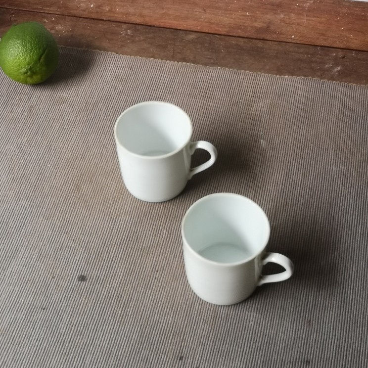 民国江南白釉咖啡杯一对茶器老物件古董瓷器艺术案头摆件6867