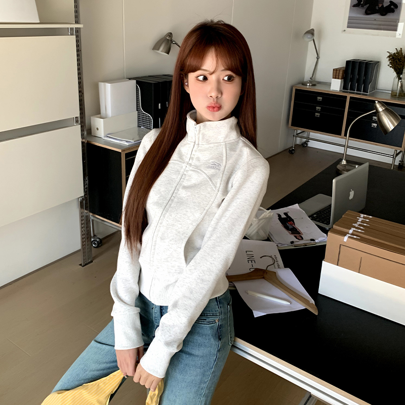 橘子树在哪儿简约拉链卫衣外套女