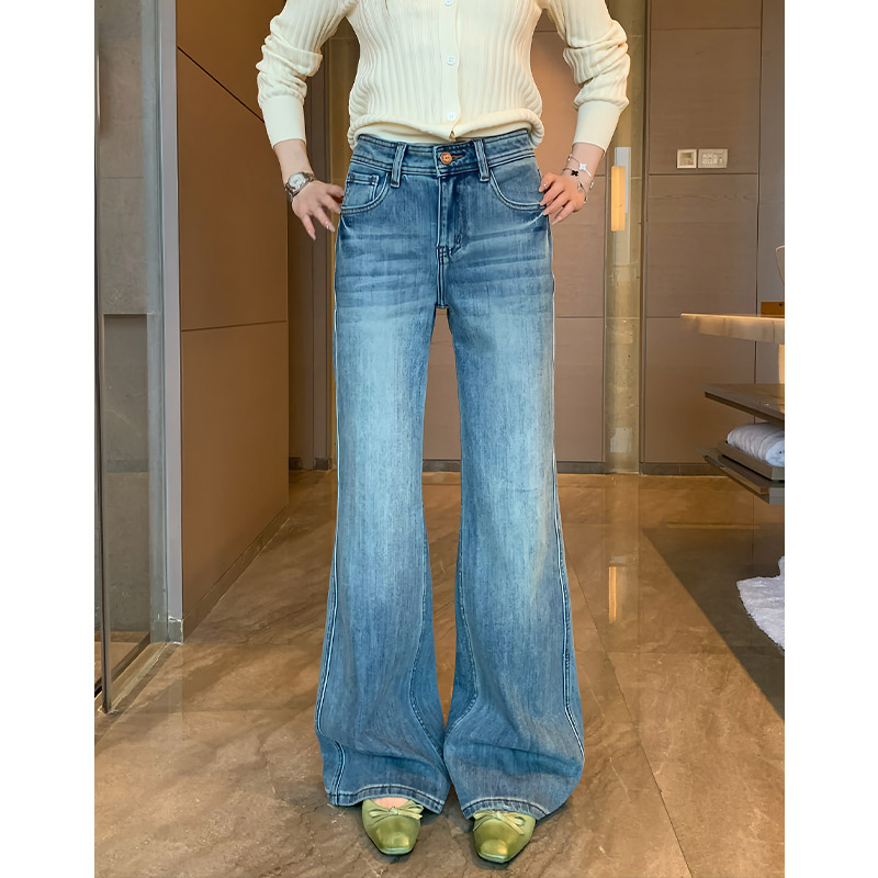 【清仓价】美式蓝色微喇牛仔裤图片