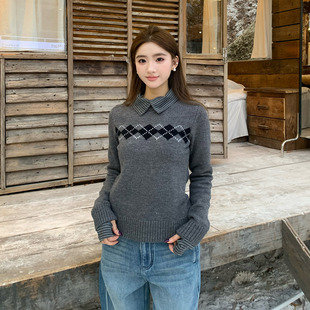 橘子树在哪儿复古灰色菱格针织衫冬季女款设计感显瘦正肩套头毛衣
