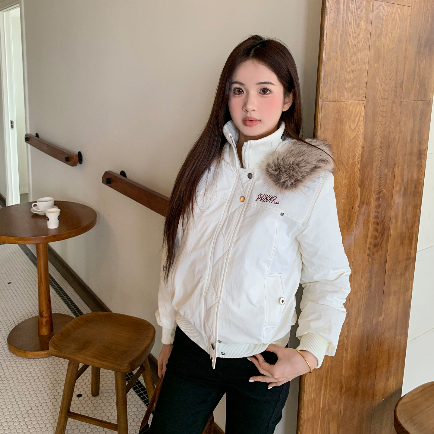 橘子树在哪儿毛领可拆连帽棉服