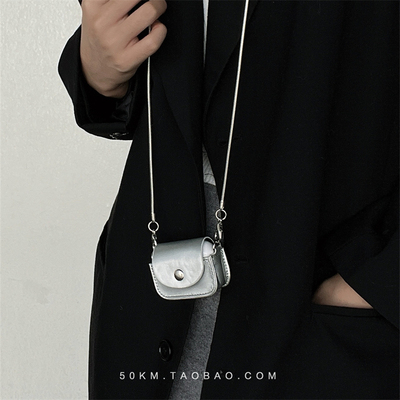 苹果AirPods皮质软壳保护套银色