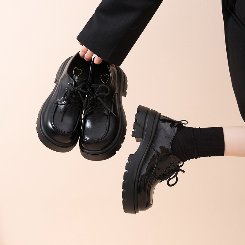 永希女鞋配裙子jk乐福鞋