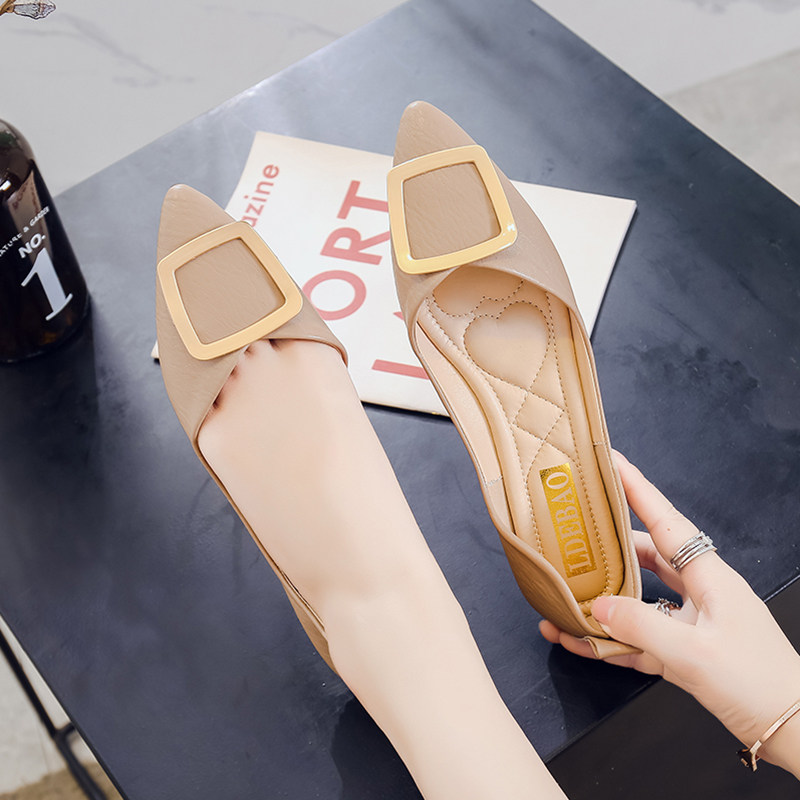 网红豆豆鞋女2021新款春季韩版尖头方扣休闲平底鞋百搭仙女风单鞋