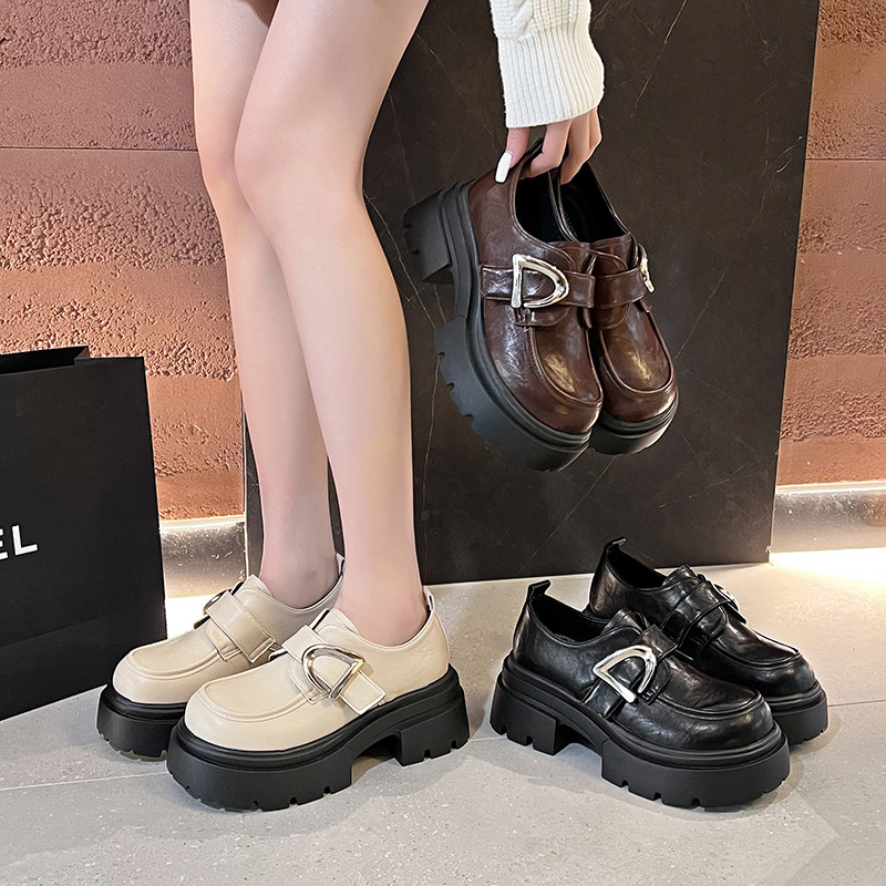 永希女鞋时尚气质小皮鞋