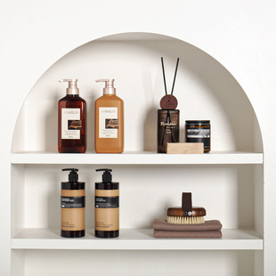 浴室柜壁龛摆件样板间洗手间镜柜美拉德色系洗护护肤香薰软装