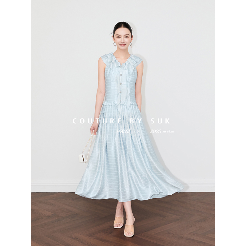 SUK 艺术窗格！V领收腰荷叶花边连衣裙女夏季新款无袖白色长裙