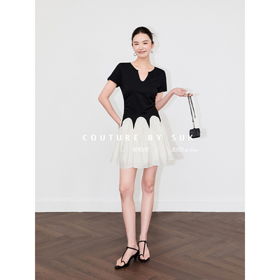 黑白撞色拼接裙修身显瘦连衣裙女