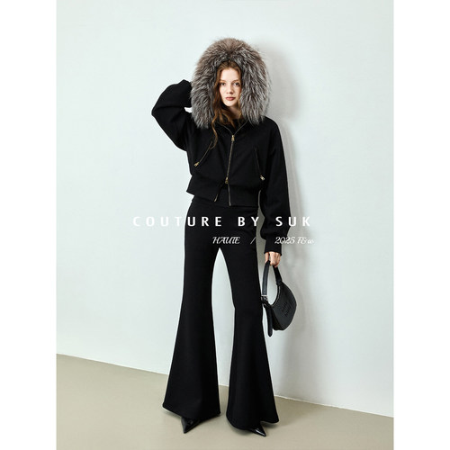 SUK 温情交织！2025冬季新款毛领拉链针织外套阔腿裤半裙三件套女