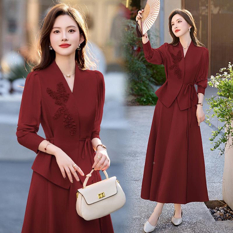 女红色两件套连衣裙225秋新款高级感时尚气质洋气ZJIN2513减龄季