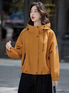 连帽女冲锋外套秋季2N25861-0025新宽松休闲小个子短款夹克款上衣