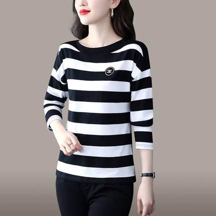 早秋粉色卫衣女小个子欧2023年新货款春季爆8-718款尚时短款秋长