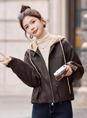连帽皮外套女025秋衣冬2季新级款高感休闲机车加绒夹克上衣YB8970