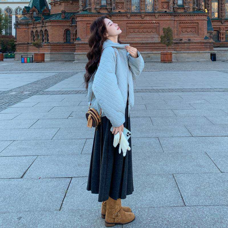 色可盐可减龄菱蓝格连帽白鸭羽绒C086-257服女冬新款小绒个子薄款