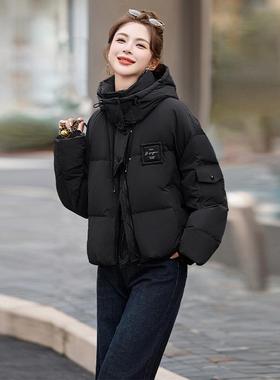 女式绒服冬季新款女装小个CY8103-1子短帽白鸭绒款连时尚保暖外套