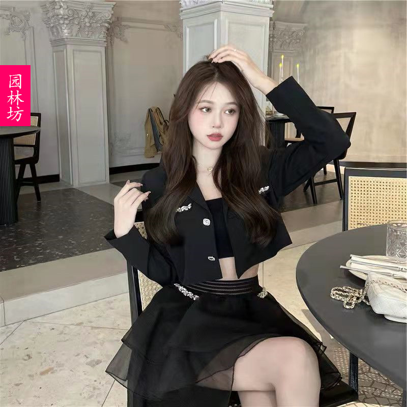 小西装外套设计感短款西服上衣女2025新款春秋不规则半身裙两件套,女装/女士精品,西装,淘宝优惠券,粉丝福利购,淘宝优惠卷