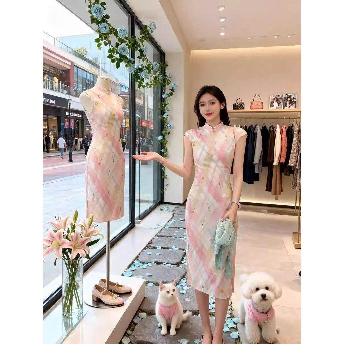 绝美新瘦长国风修身旗袍粉格礼服质感款显氛围短袖敬酒中式气订婚