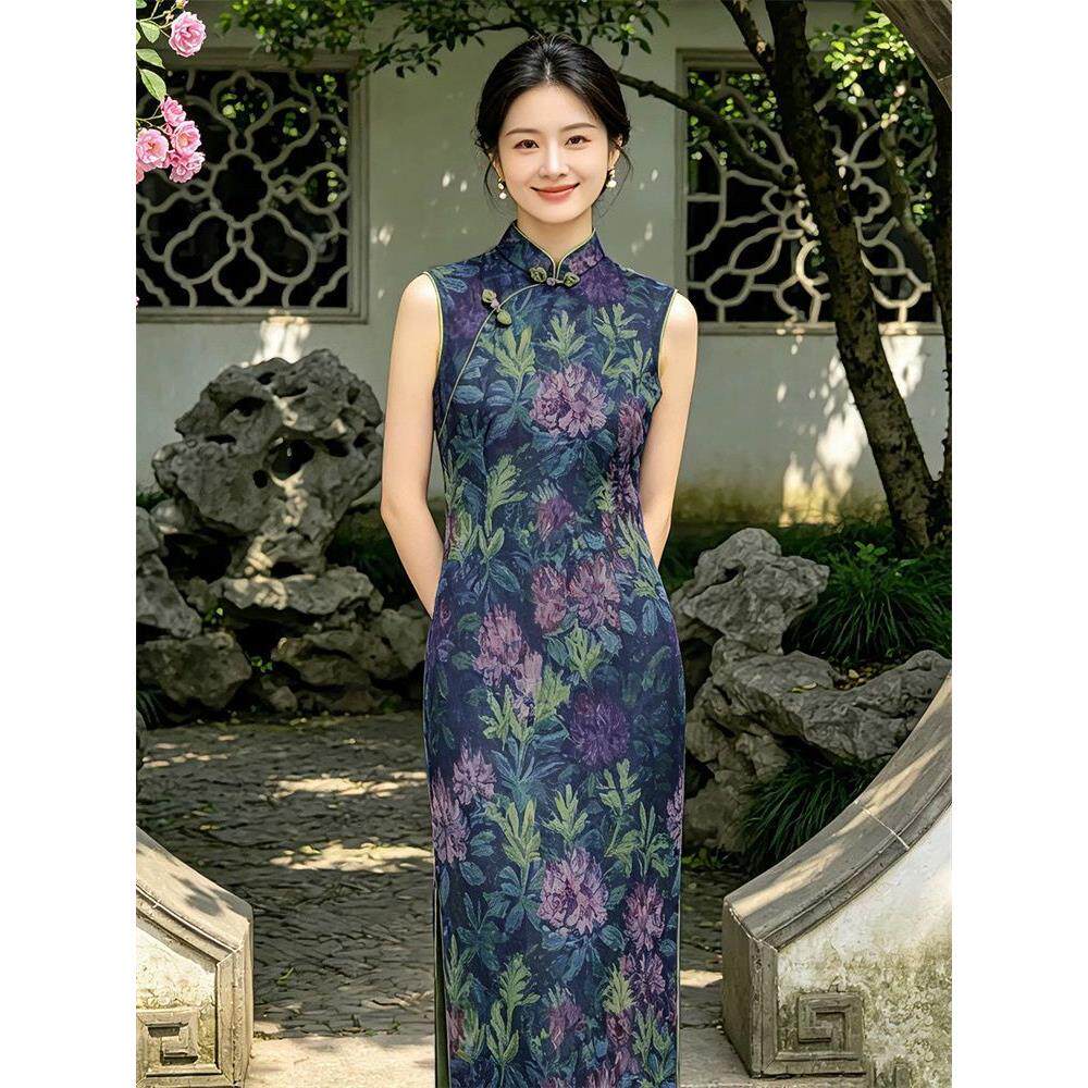 印花长款油画感旗袍设计中式复古无袖立领宴会裙走秀女新礼服滚边