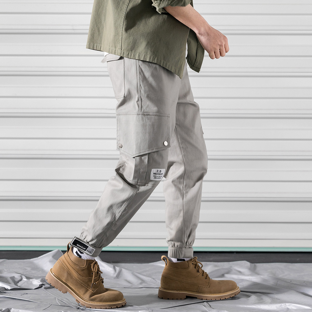 日系潮流宽松工装裤男潮牌配马丁靴男魔术贴小脚裤子大码休闲裤胖在类目 男装, 休闲裤中 - 来自Buy2taobao.com提供专业的淘宝代购服务