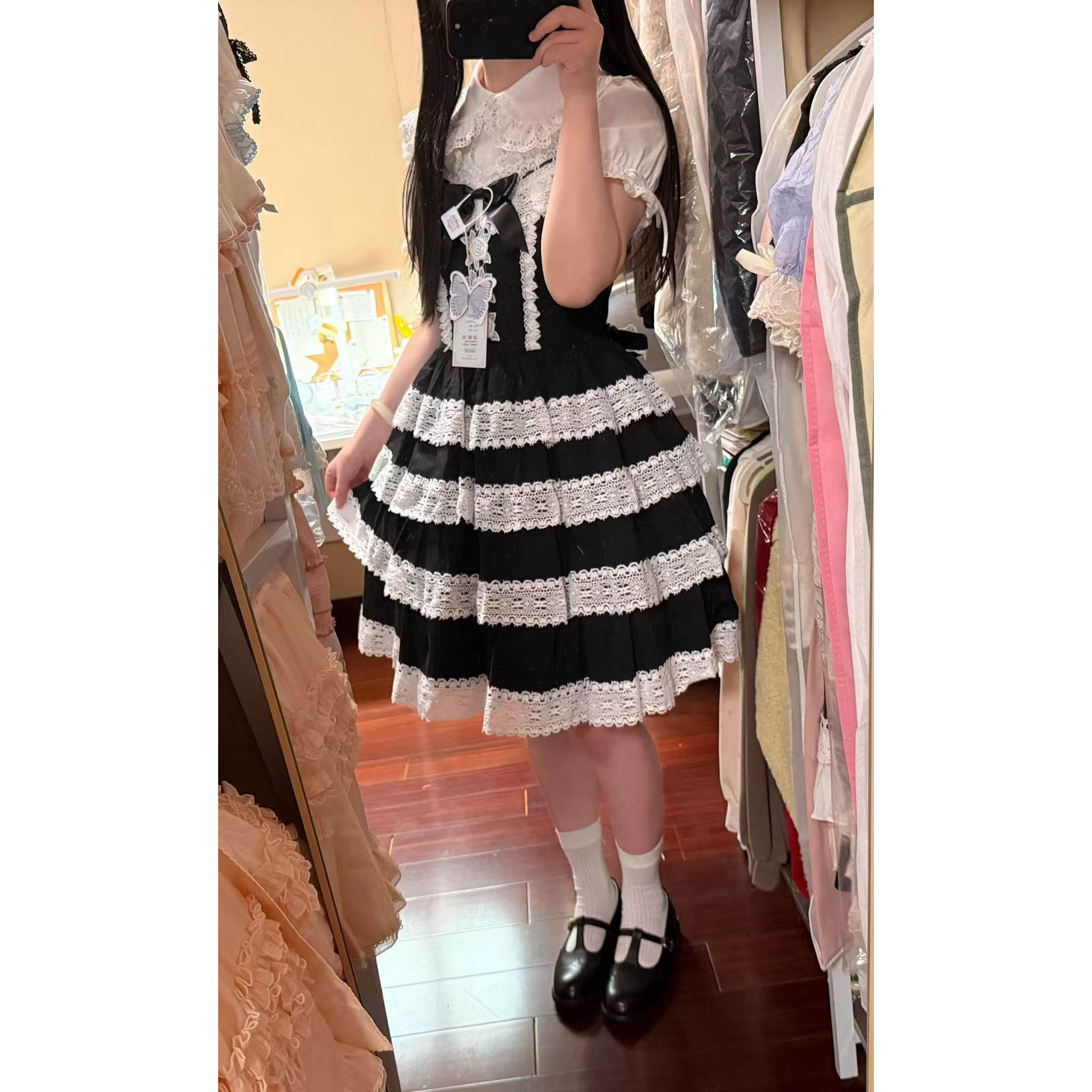 伊丽莎白 10月12日开新团