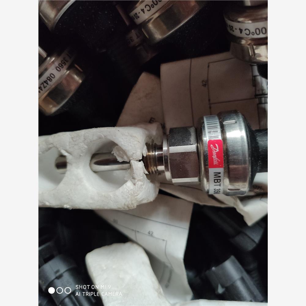 丹佛斯温度传感器MBT356
