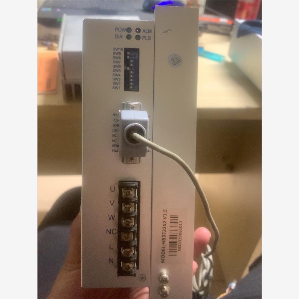 出一台几乎全新的HB3722S