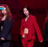 韩女团中村一叶同款 LoveShot红色西装 打歌服舞台爵士服kpop演出服