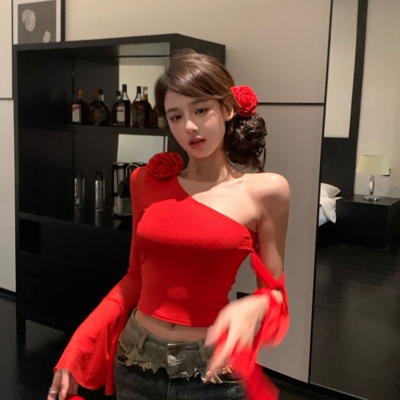 泰国酒红色玫瑰花辣妹性感斜肩TT恤