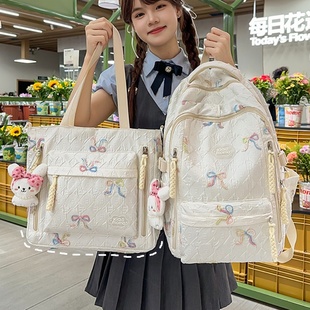 高颜值书包初中女生小学生小众设计可爱轻便大容量高中生双肩包女
