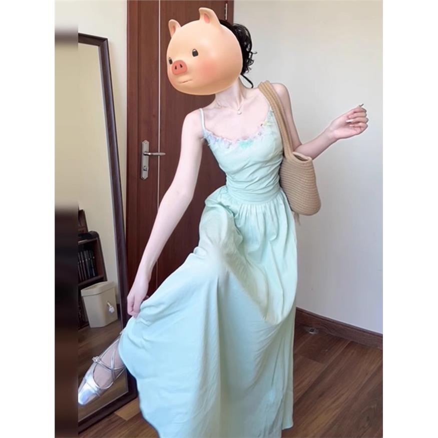 绿色露背吊带连衣裙子女