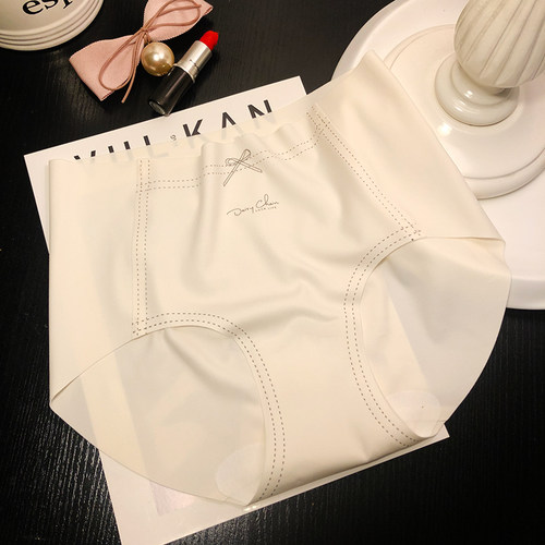 舒适裸感无痕包臀内裤女士