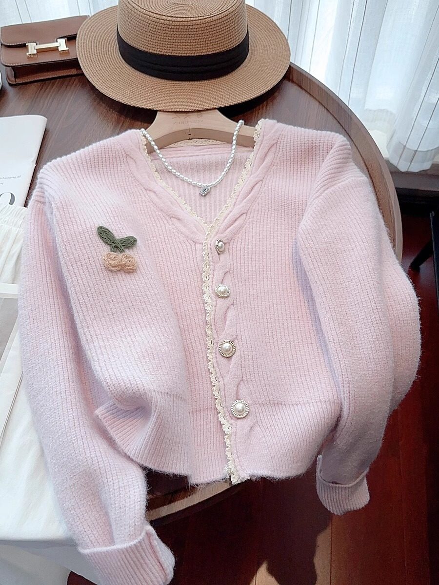 法式复古巴黎紫蕾丝边v领毛衣外套女早秋冬新款别致绣花针织开衫,女装/女士精品,毛针织衫,淘宝优惠券,粉丝福利购,淘宝优惠卷