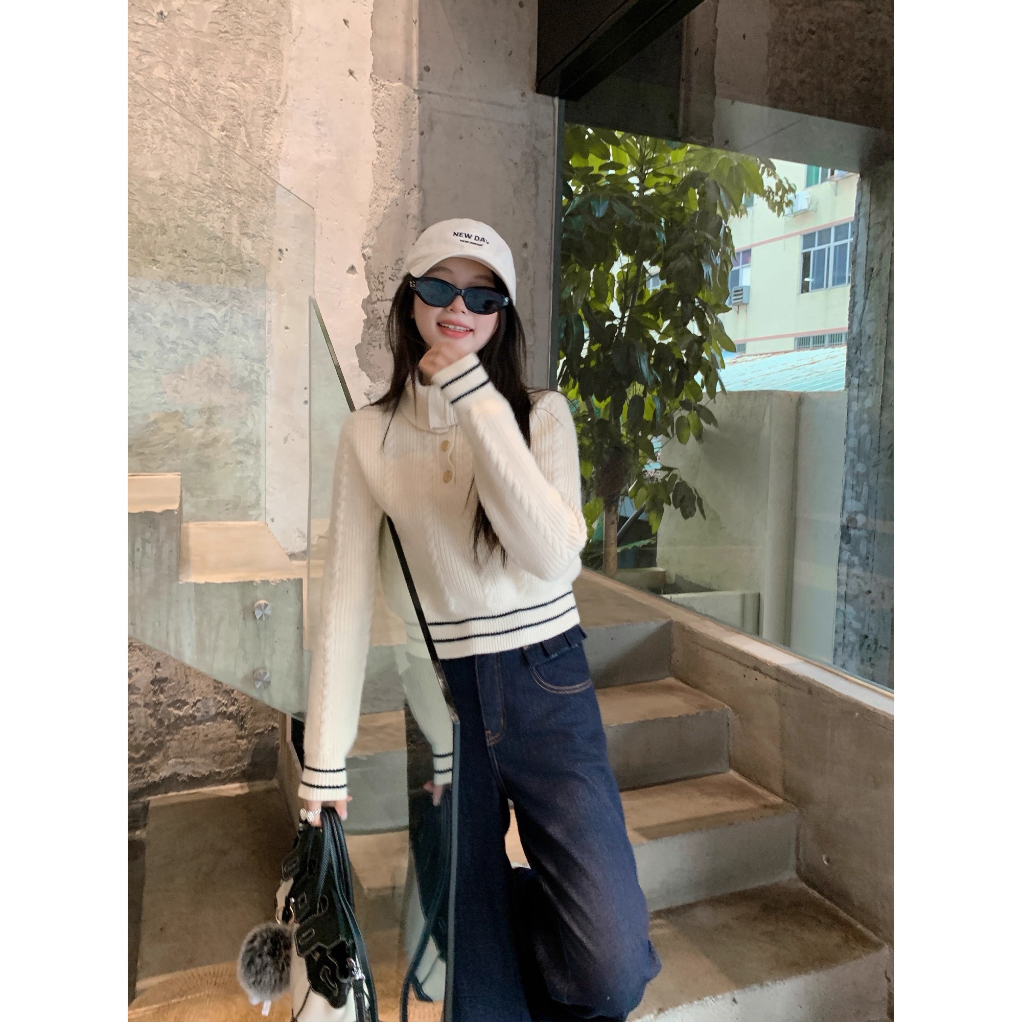 翻领麻花套头针织衫女2025秋冬季新款韩版显瘦设计感长袖高领毛衣