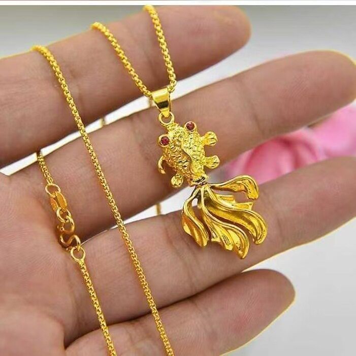 2026年新款挂嘴大金鱼金色O字链女款时尚气质百搭金鱼吊坠项链