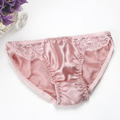 包邮 100%桑蚕丝真丝内裤 女丝绸三角裤 满2件 透气排汗 蕾丝边