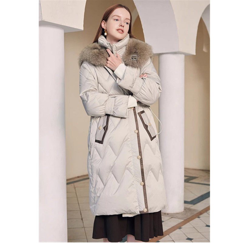 音儿美地女装2022冬季新款长款过膝加厚狐狸毛领羽绒服LC62508670