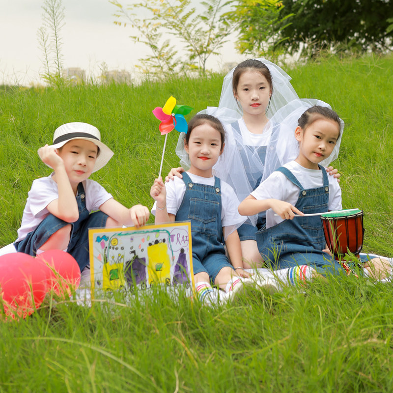 儿童合唱演出服幼儿园班服小学生运动会牛仔背带裤毕业季表演服
