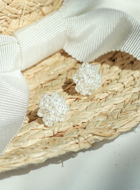 ColorHunt小众白花朵耳钉2024年新款潮春天适合黄皮复古耳环原创