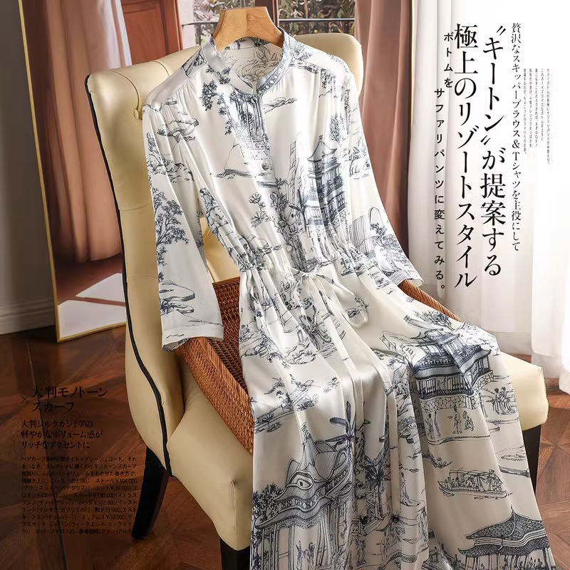 正品哥弟新款专柜外贸捡漏复古国风青花瓷印花真丝连衣裙女23夏季