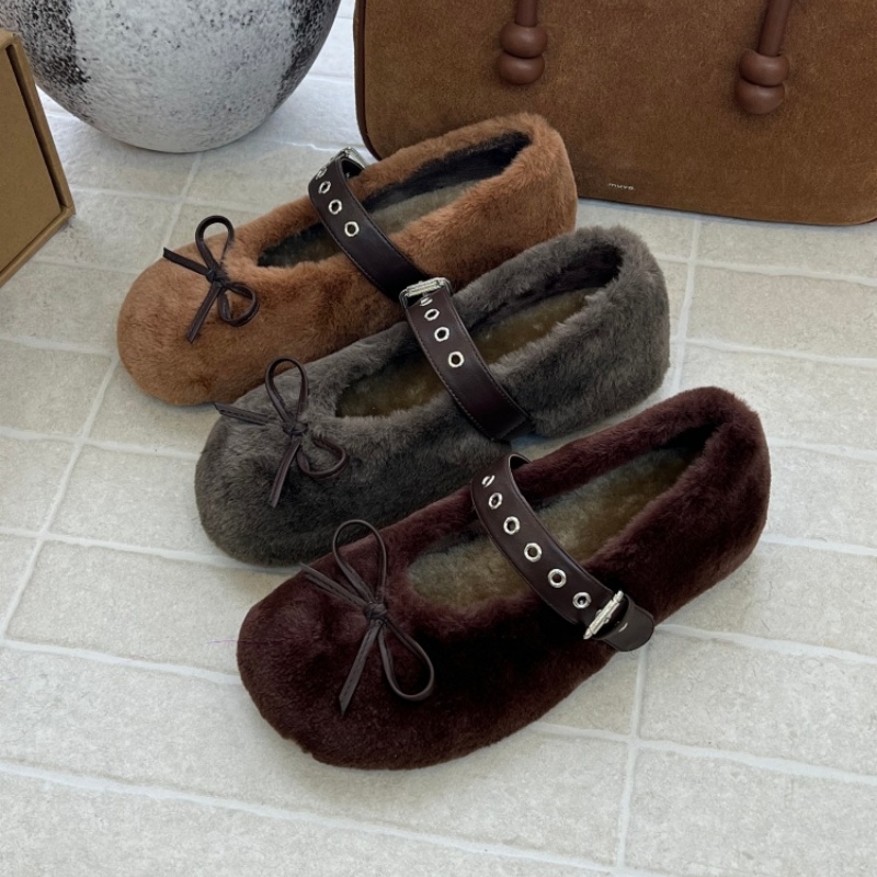 毛绒勃肯鞋女2025冬季蝴蝶结一字扣带外穿豆豆鞋百搭软底休闲鞋女