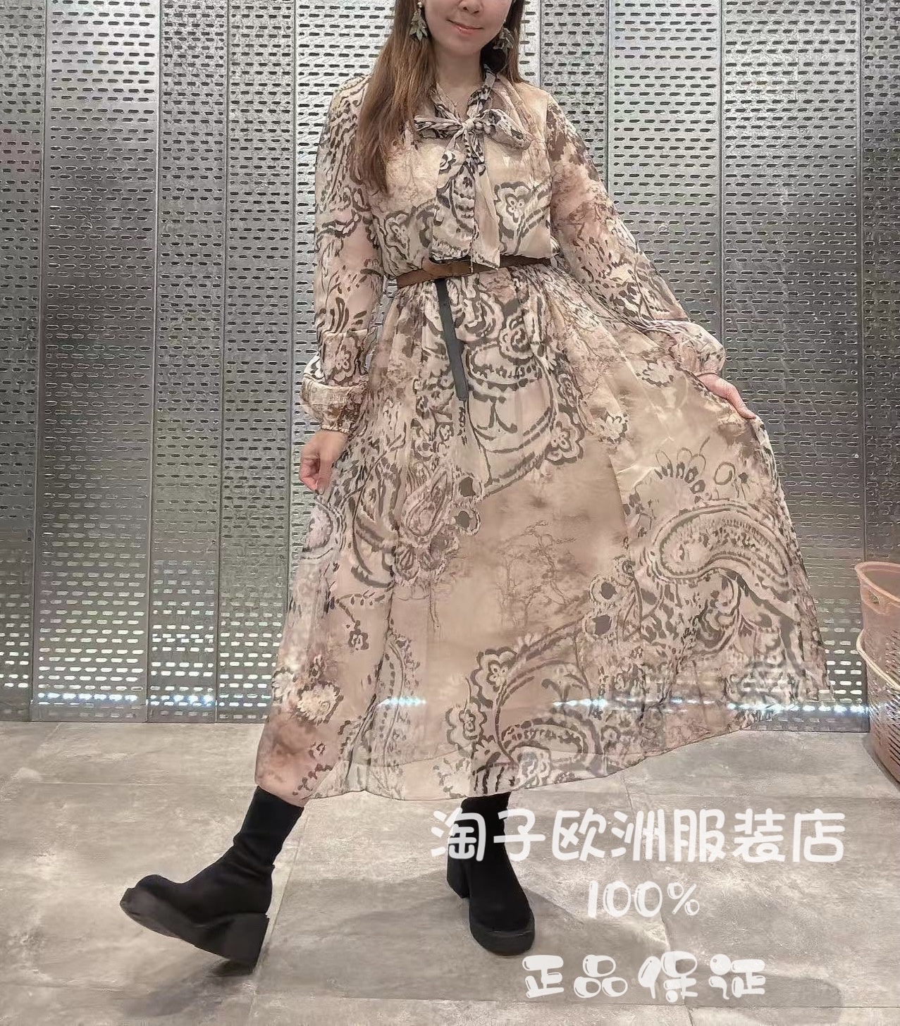 意大利品牌joleen正品领系带复古印花配腰带长袖连衣裙2025秋冬女