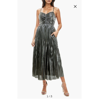 美名流socialite 闪耀金属光泽感面料 全内衬带口袋吊带连衣裙