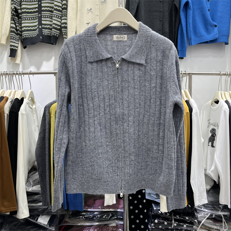 欧洲站翻领拉链纯色针织开衫女2025秋冬新款宽松显瘦毛衣外套上衣