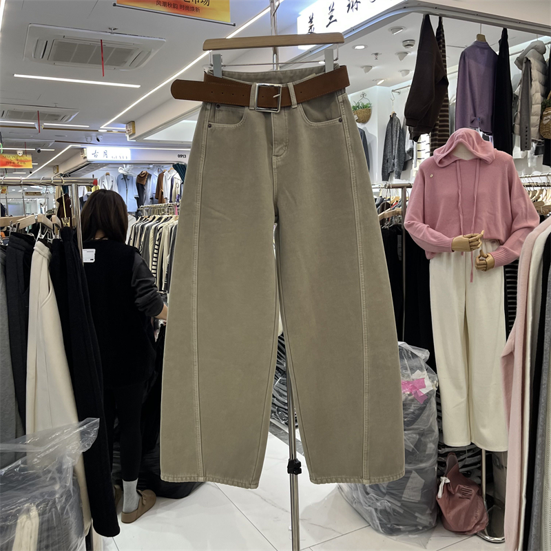 DIMO8633奶茶复合绒高腰显瘦牛仔裤阔腿裤女直筒弯刀裤长裤冬新款