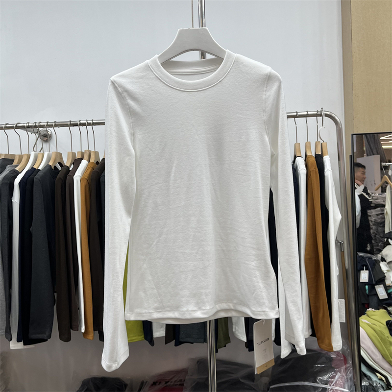 yuanxi元熙2068圆领百搭显瘦袖标羊毛软糯打底衫T恤女2025秋冬款