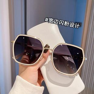 米白色墨镜女防紫外线新款 夏季 潮大脸显瘦开车太阳镜级感偏光镜