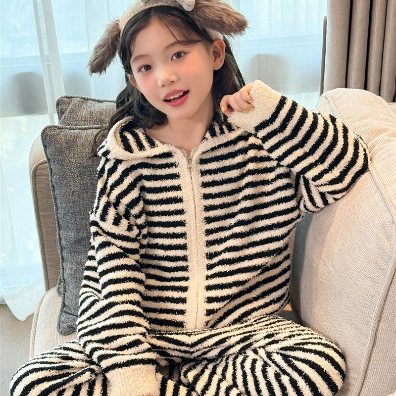 儿童睡衣女孩珊瑚绒冬季2025新款大童初中生法兰绒加厚家居服套装